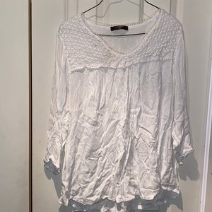 White Denver Hayes 3/4 length shirt